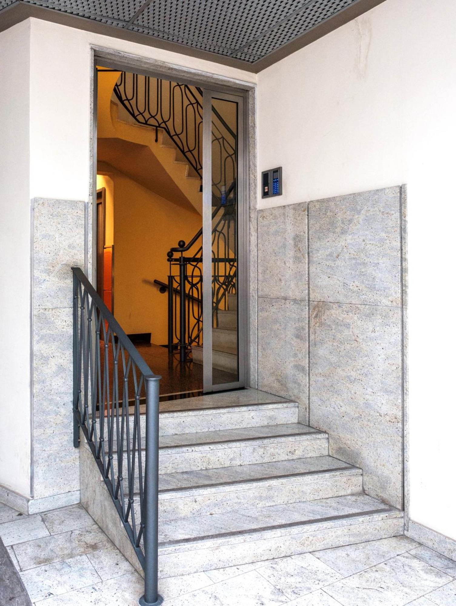 Manzoni 44 Suite Milão Exterior foto