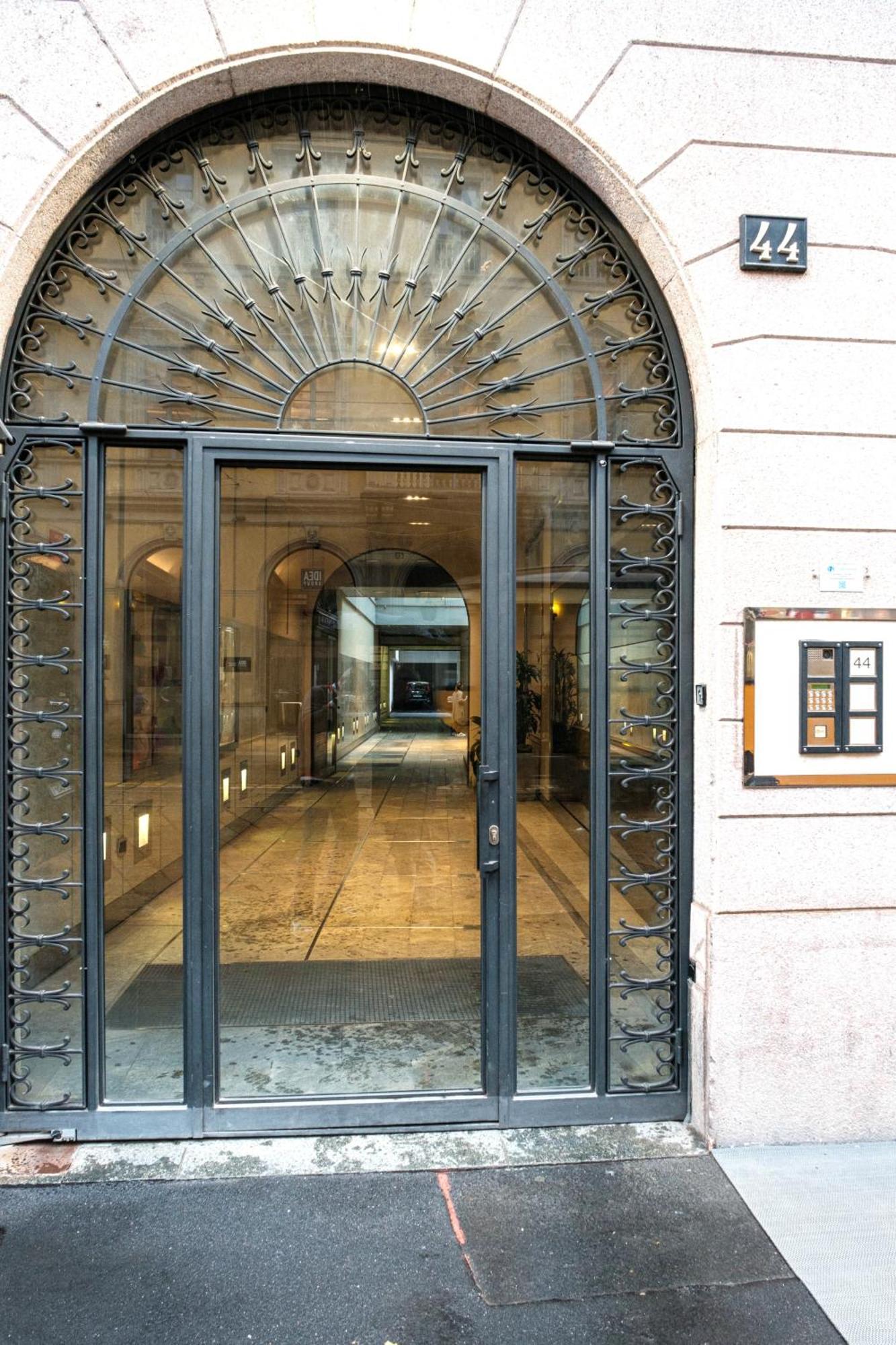 Manzoni 44 Suite Milão Exterior foto